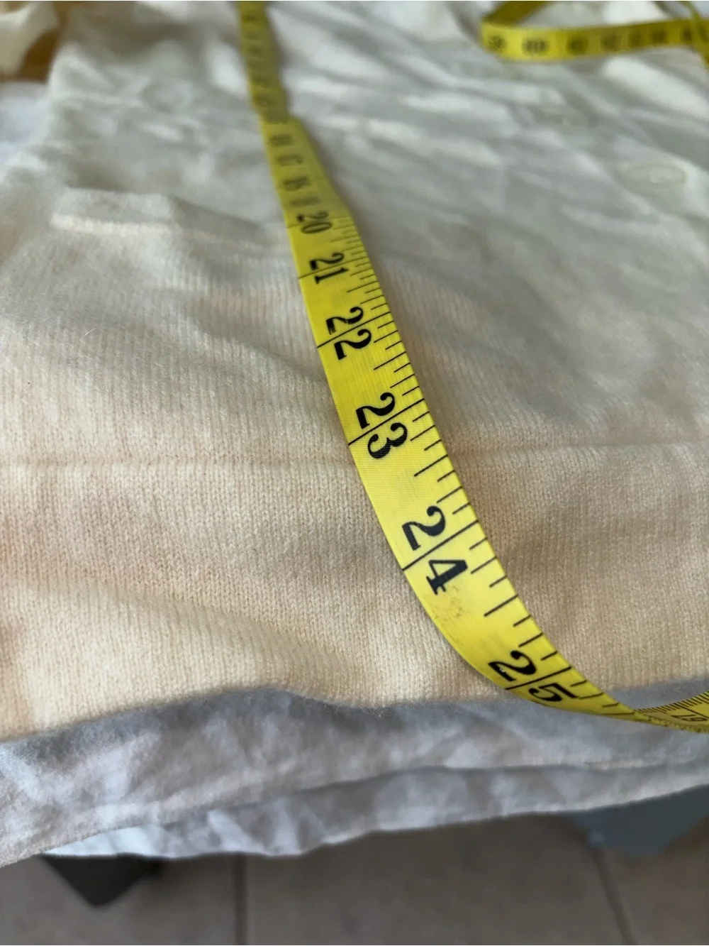 Privé Cashmere Cardigan Sweater Women M Ivory Cream 100% Wool Button Pocket